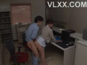 Trai tân buồi dài địt cùng lúc hai em gái ngành cực dâm
